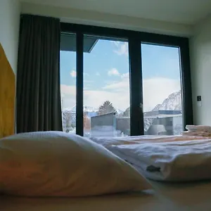 Blackhome East I Contactless Check-in Apartahotel Innsbruck